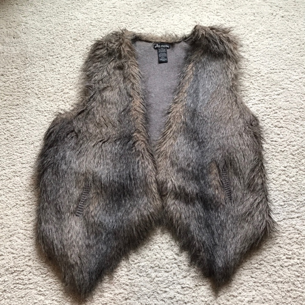 Ella moss faux fur vest